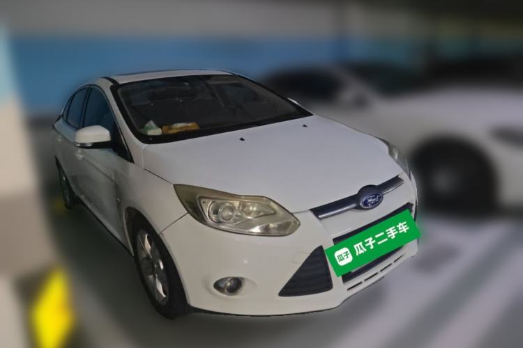 Used Ford Focus 2012 Sedan 1.6L Automatic Fashion Edition Front Right 45 Deg