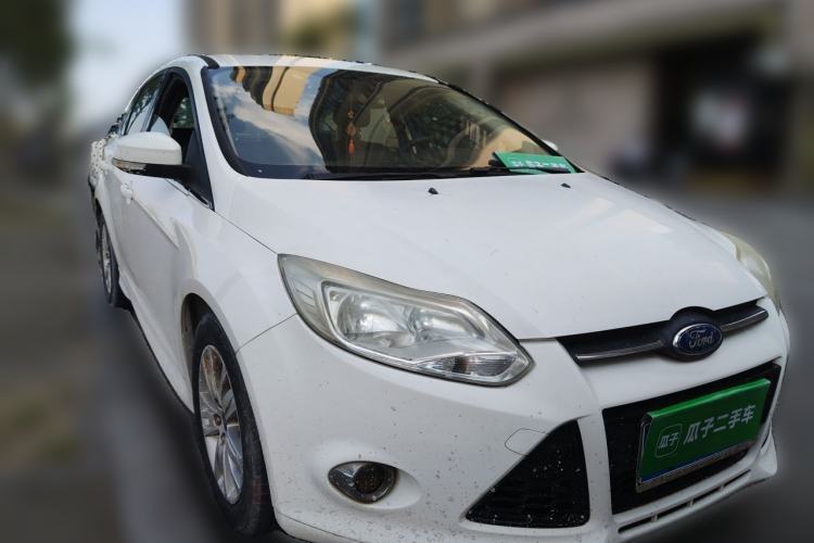 Used Ford Focus 2012 Hatchback 1.6L Manual Comfort Model Front Right 45 Deg
