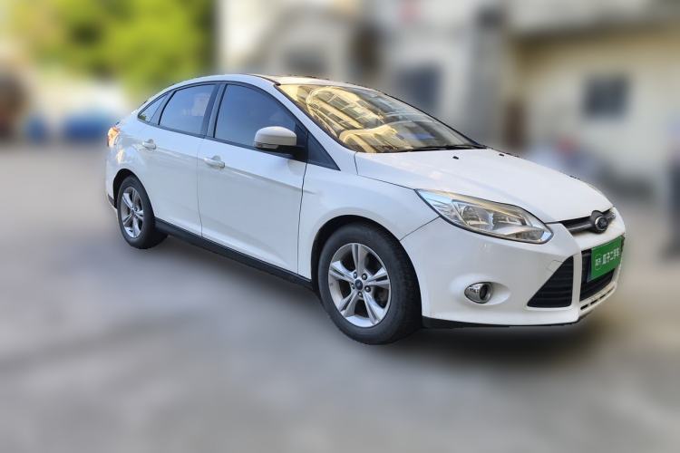 Used Ford Focus 2012 Sedan 1.6L Automatic Fashion Edition Front Right 45 Deg