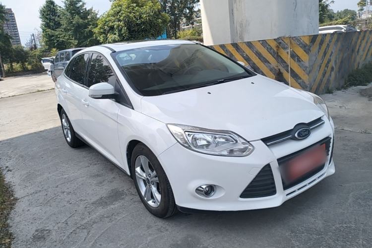 Used Ford Focus 2012 Sedan 1.6L Automatic Fashion Edition Front Right 45 Deg
