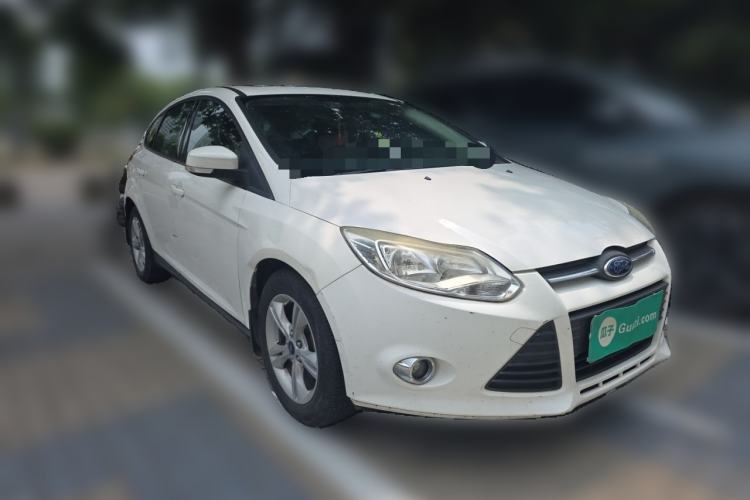 Used Ford Focus 2012 Hatchback 1.6L Automatic Fashion Edition Front Right 45 Deg