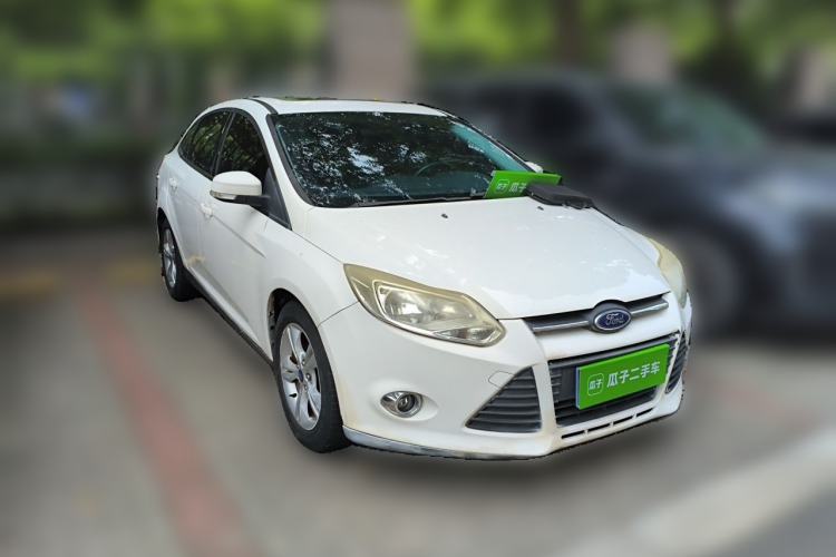Used Ford Focus 2012 Sedan 1.6L Automatic Fashion Edition Front Right 45 Deg