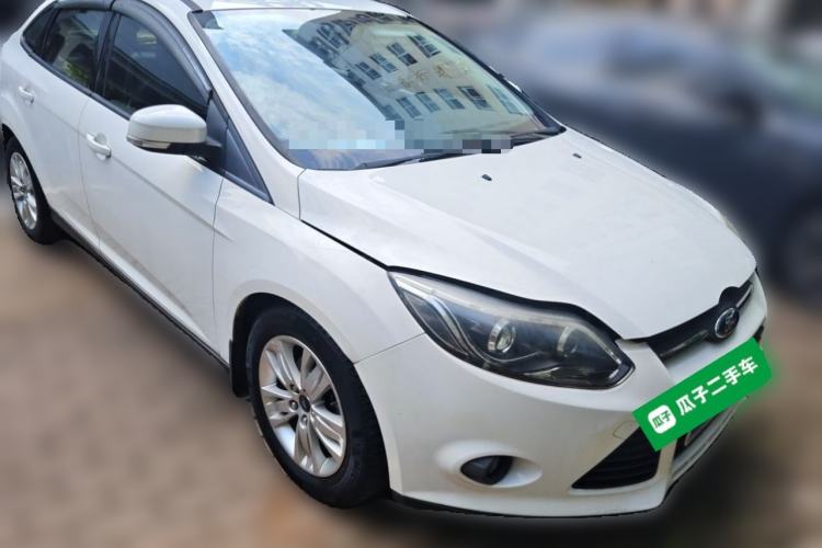 Used Ford Focus 2012 Sedan 1.6L Manual Comfort Model Front Right 45 Deg