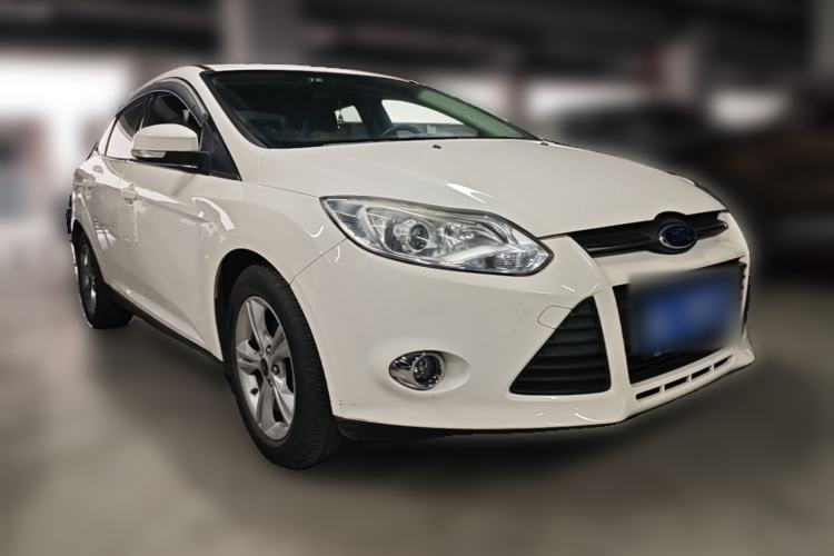 Used Ford Focus 2012 Sedan 1.6L Automatic Fashion Edition Front Right 45 Deg