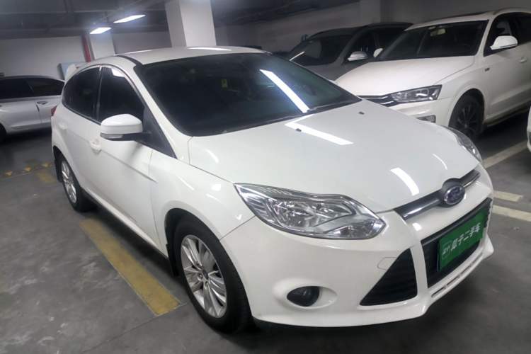 Used Ford Focus 2012 Hatchback 1.6L Manual Comfort Model Front Right 45 Deg