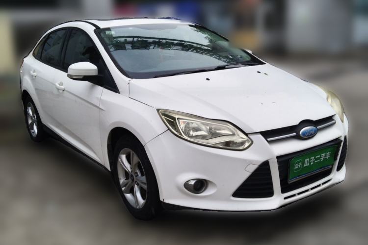 Used Ford Focus 2012 Sedan 1.6L Automatic Fashion Edition Front Right 45 Deg