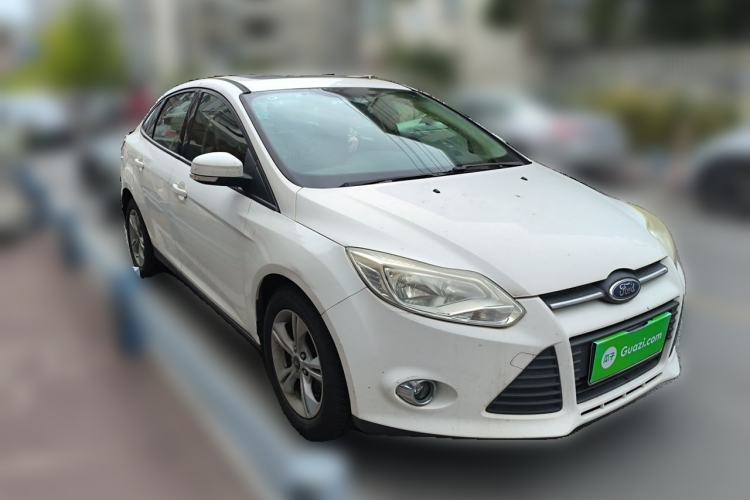 Used Ford Focus 2012 Sedan 1.6L Automatic Fashion Edition Front Right 45 Deg
