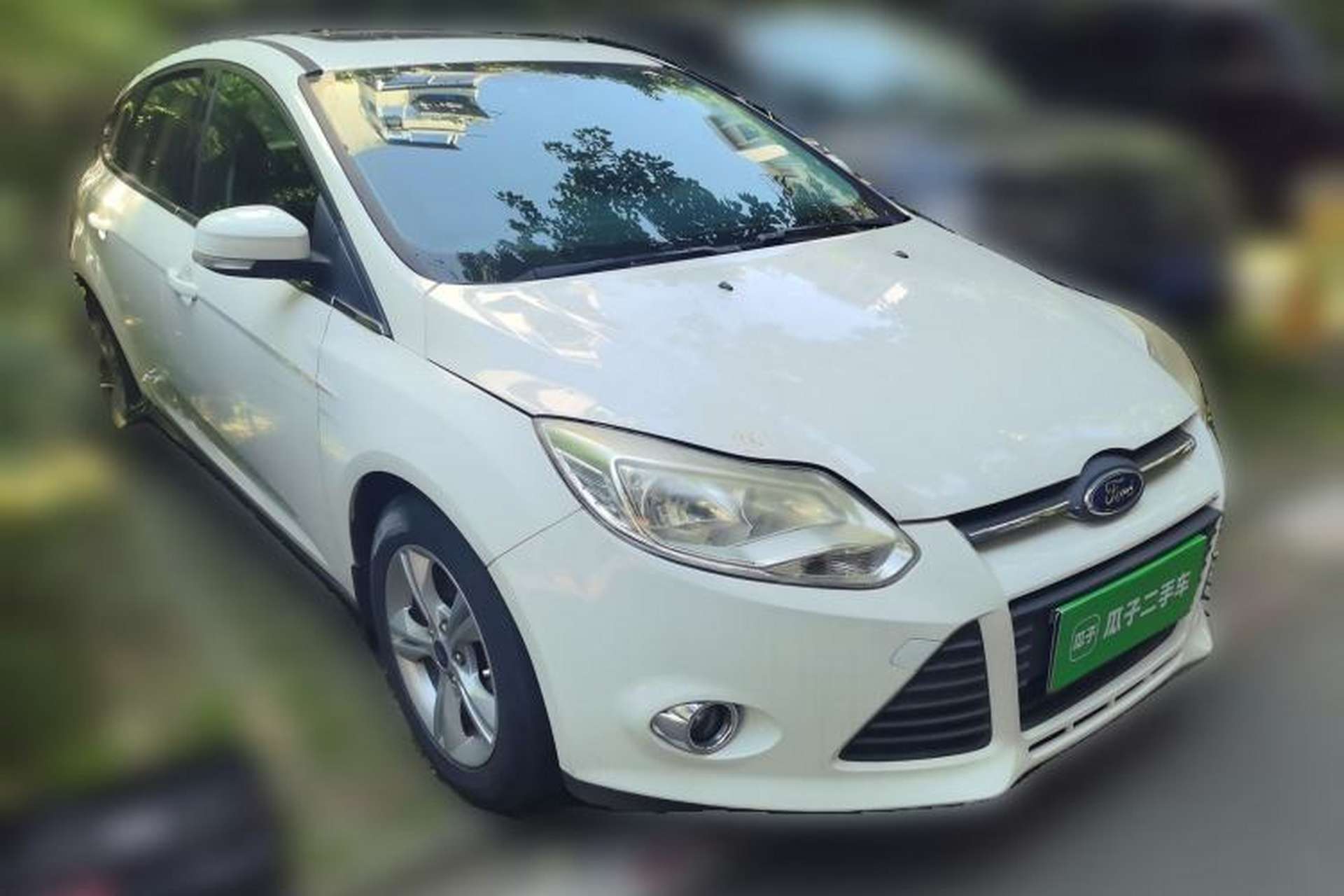 Used Ford Focus 2012 Hatchback 1.6L Manual Fashion Edition Front Right 45 Deg