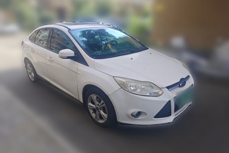 Used Ford Focus 2012 Sedan 1.6L Automatic Fashion Edition Front Right 45 Deg