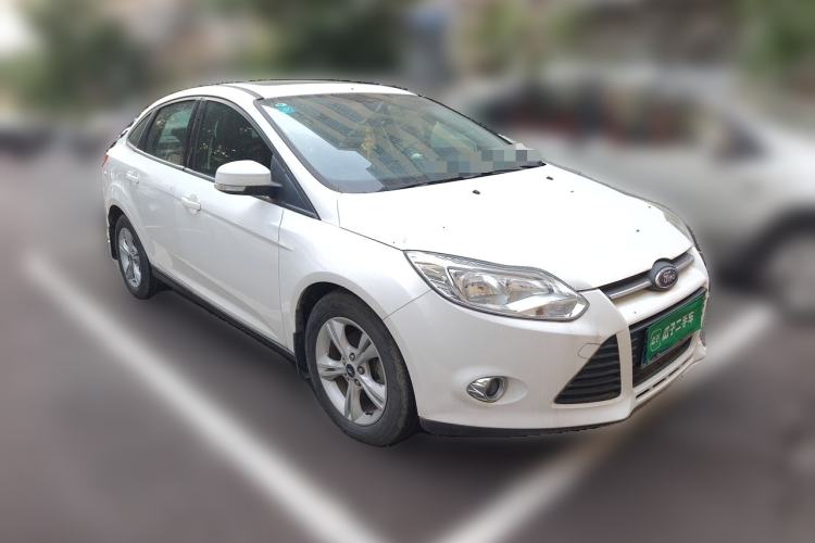 Used Ford Focus 2012 Sedan 1.6L Automatic Fashion Edition Front Right 45 Deg