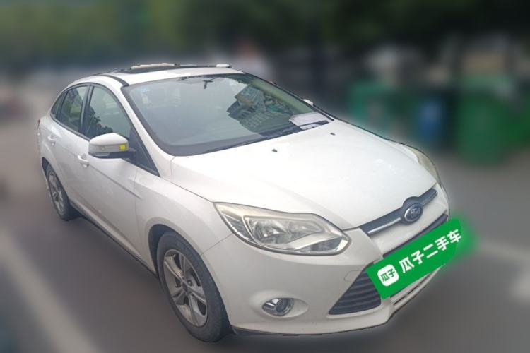 Used Ford Focus 2012 Sedan 1.6L Automatic Fashion Edition Front Right 45 Deg