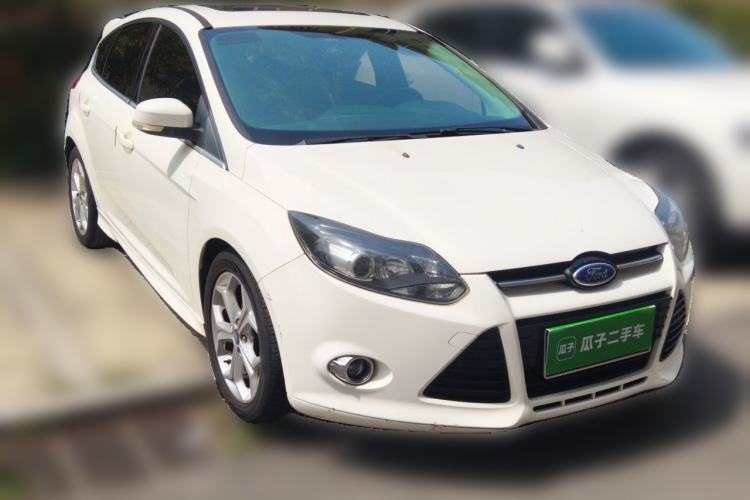 Used Ford Focus 2012 Hatchback 2.0L Automatic Luxury Sport Model Front Right 45 Deg