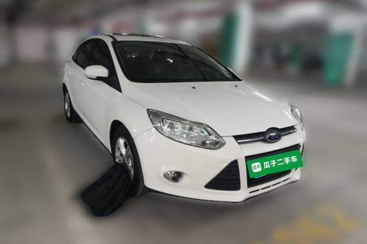 Used Ford Focus 2012 Sedan 1.6L Automatic Fashion Edition Front Right 45 Deg