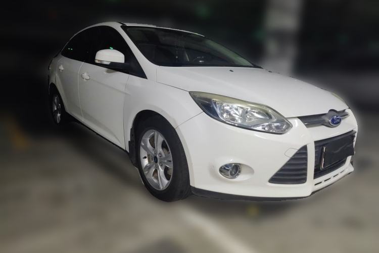 Used Ford Focus 2012 Sedan 1.6L Automatic Fashion Edition Front Right 45 Deg