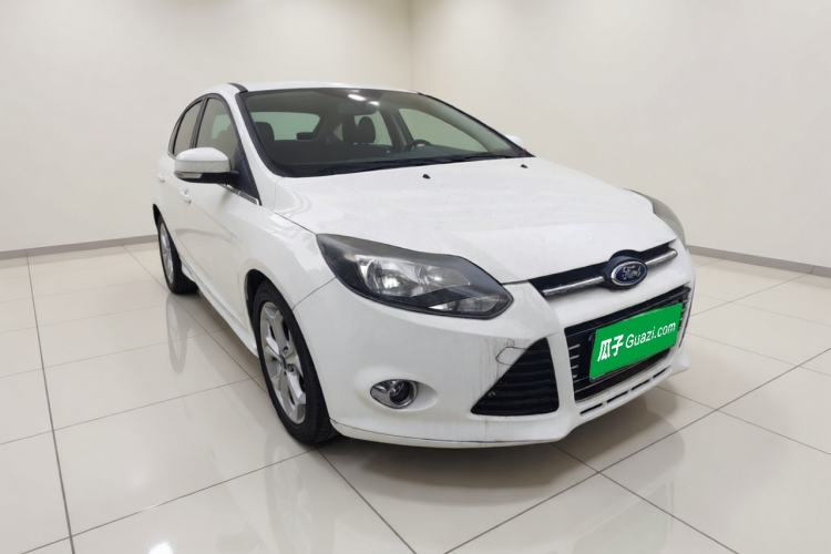 Used Ford Focus 2012 Hatchback 2.0L Manual Luxury Sport Model Front Right 45 Deg