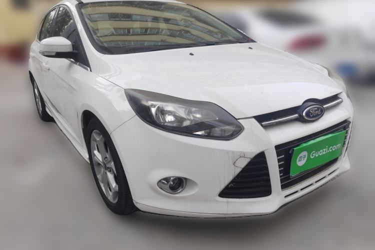 Used Ford Focus 2012 Hatchback 2.0L Manual Luxury Sport Model Front Right 45 Deg