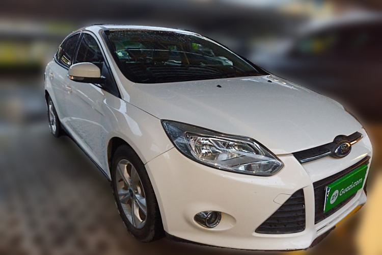 Used Ford Focus 2012 Sedan 1.6L Automatic Fashion Edition Front Right 45 Deg