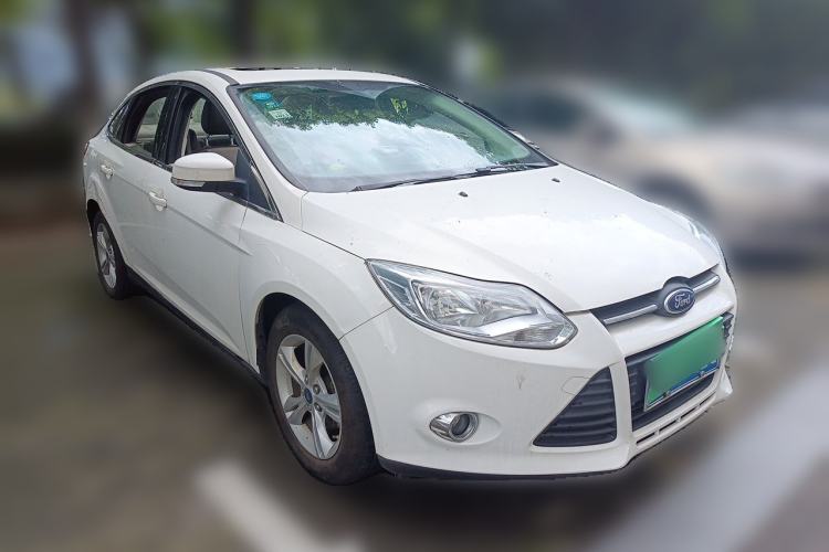 Used Ford Focus 2012 Sedan 1.6L Automatic Fashion Edition Front Right 45 Deg