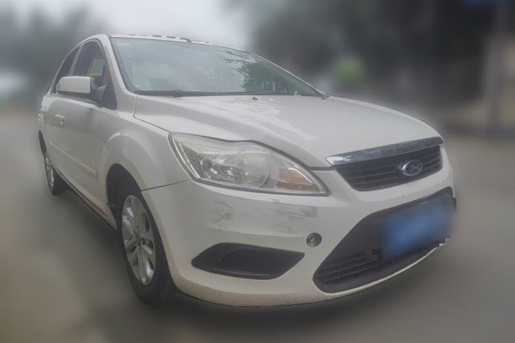 Used Ford Focus 2012 Sedan Classic 1.8L Manual Base Model Front Right 45 Deg