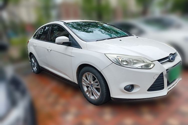 Used Ford Focus 2012 Sedan 1.6L Automatic Fashion Edition Front Right 45 Deg