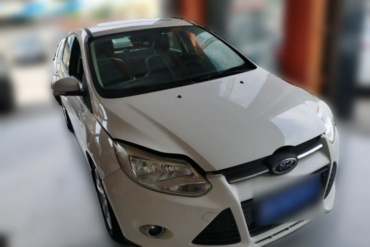 Used Ford Focus 2012 Sedan 1.6L Automatic Fashion Edition Front Right 45 Deg