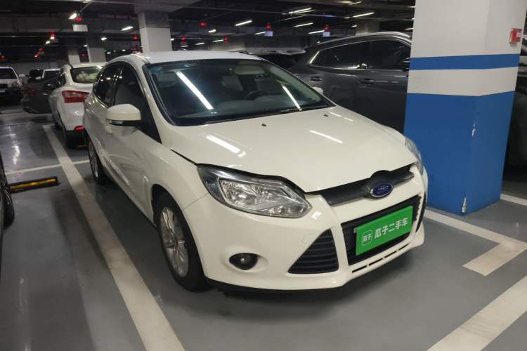 Used Ford Focus 2012 Hatchback 1.6L Automatic Comfort Model Front Right 45 Deg