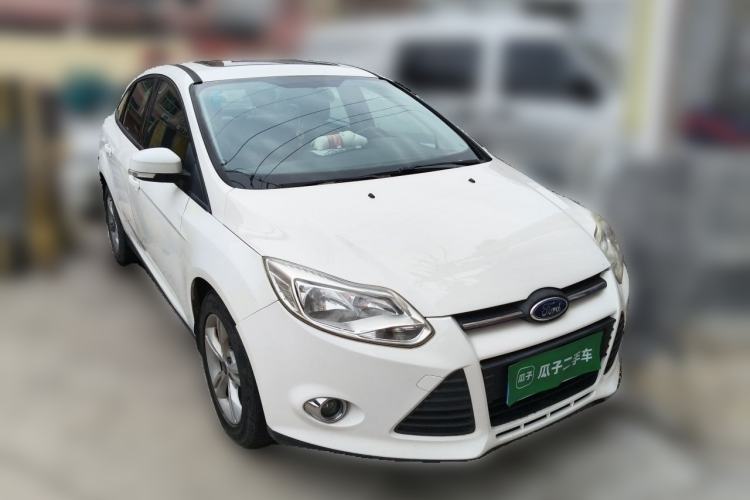 Used Ford Focus 2012 Sedan 1.6L Automatic Fashion Edition Front Right 45 Deg