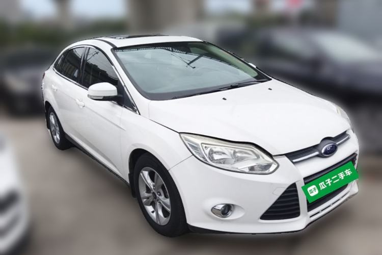 Used Ford Focus 2012 Sedan 1.6L Automatic Fashion Edition Front Right 45 Deg