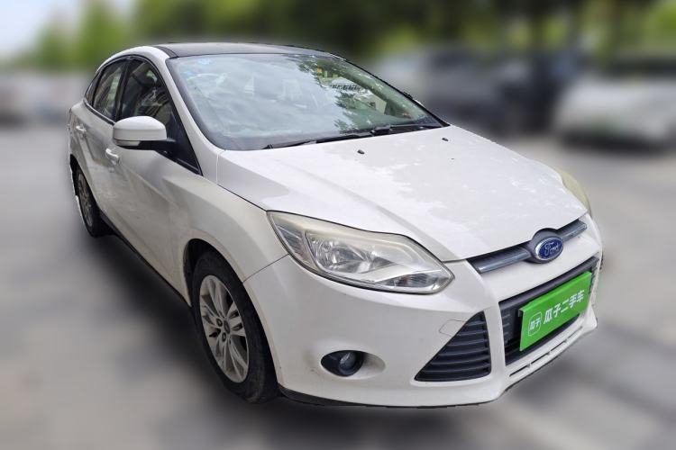 Used Ford Focus 2012 Sedan 1.6L Manual Comfort Model Front Right 45 Deg