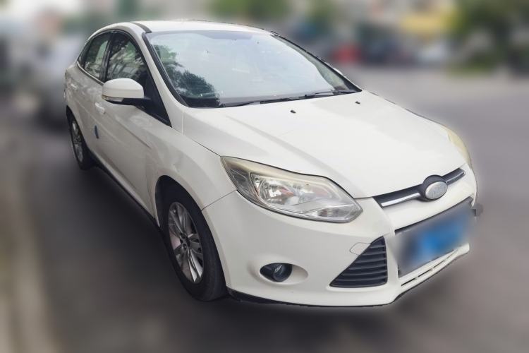 Used Ford Focus 2012 Sedan 1.6L Manual Comfort Model Front Right 45 Deg