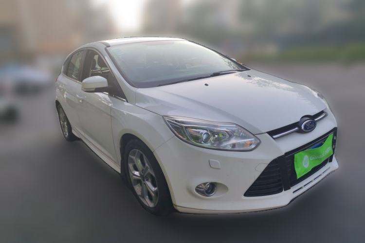 Used Ford Focus 2012 Hatchback 2.0L Manual Luxury Sport Model Front Right 45 Deg
