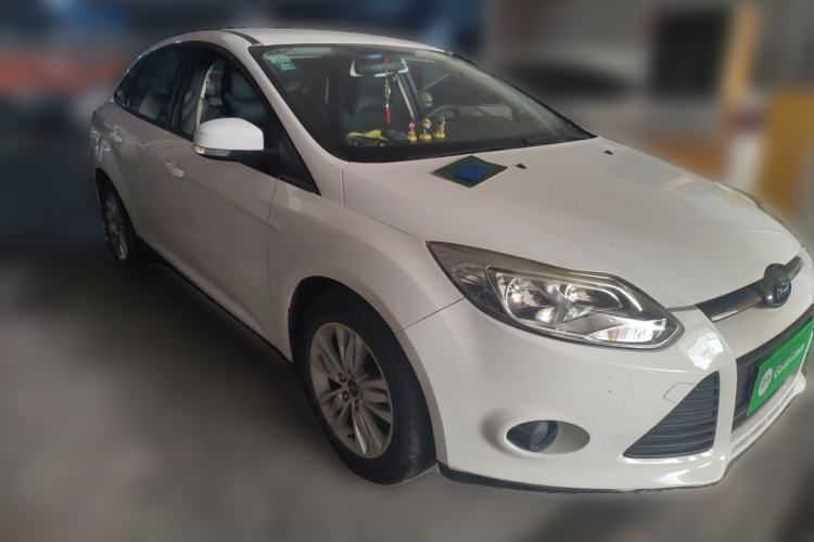 Used Ford Focus 2012 Sedan 1.6L Automatic Comfort Model Front Right 45 Deg