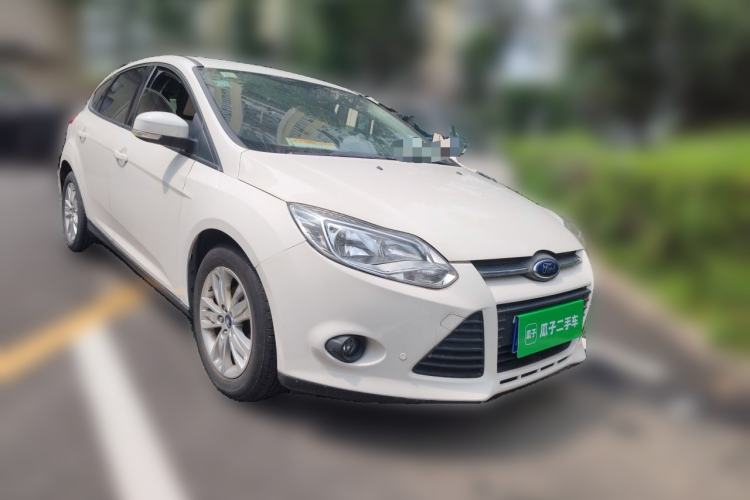 Used Ford Focus 2012 Hatchback 1.6L Automatic Comfort Model Front Right 45 Deg