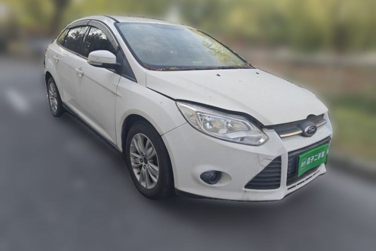 Used Ford Focus 2012 Sedan 1.6L Manual Comfort Model Front Right 45 Deg