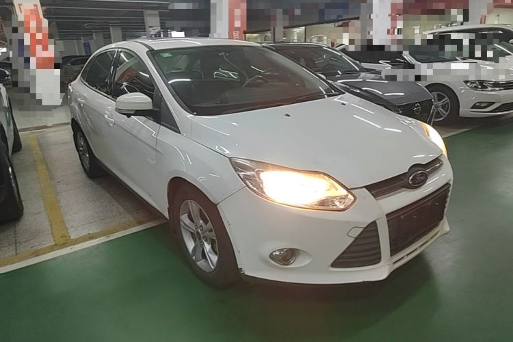 Used Ford Focus 2012 Sedan 1.6L Automatic Fashion Edition Front Right 45 Deg