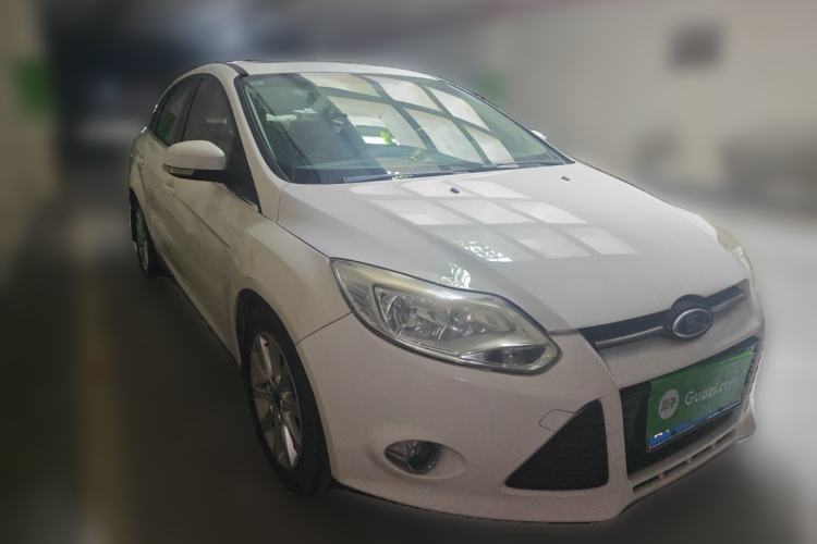 Used Ford Focus 2012 Sedan 1.6L Automatic Fashion Edition Front Right 45 Deg