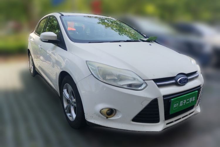 Used Ford Focus 2012 Sedan 1.6L Automatic Fashion Edition Front Right 45 Deg