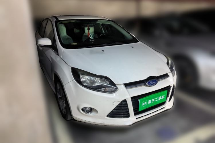 Used Ford Focus 2012 Hatchback 2.0L Automatic Luxury Sport Model Front Right 45 Deg