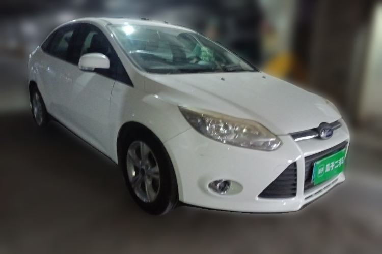 Used Ford Focus 2012 Sedan 1.6L Automatic Fashion Edition Front Right 45 Deg