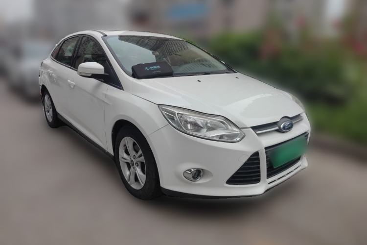Used Ford Focus 2012 Sedan 1.6L Automatic Fashion Edition Front Right 45 Deg
