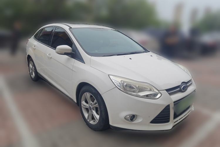 Used Ford Focus 2012 Sedan 1.6L Automatic Fashion Edition Front Right 45 Deg