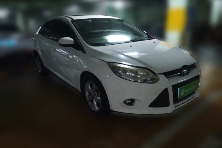 Used Ford Focus 2012 Sedan 1.6L Automatic Fashion Edition Front Right 45 Deg