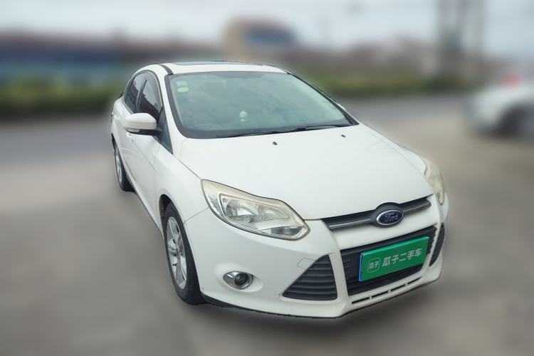 Used Ford Focus 2012 Sedan 1.6L Automatic Fashion Edition Front Right 45 Deg
