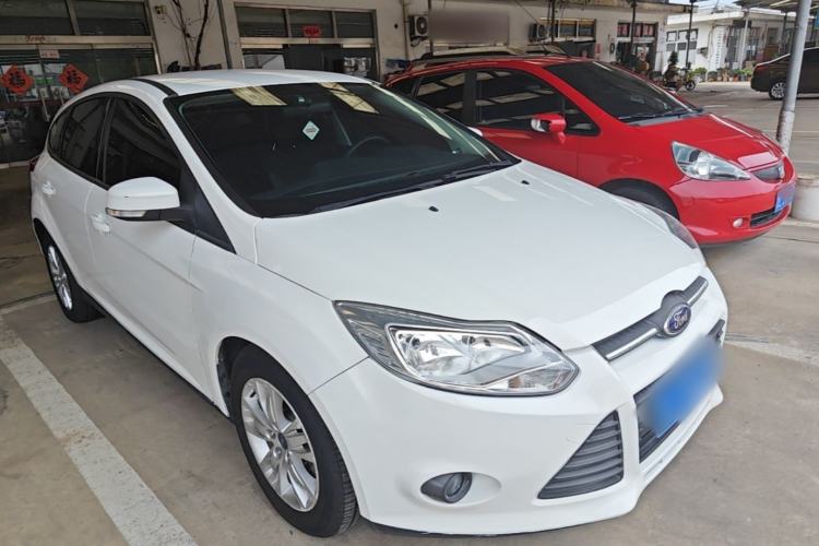 Used Ford Focus 2012 Hatchback 1.6L Automatic Comfort Model Front Right 45 Deg