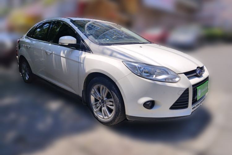 Used Ford Focus 2012 Sedan 1.6L Automatic Comfort Model Front Right 45 Deg