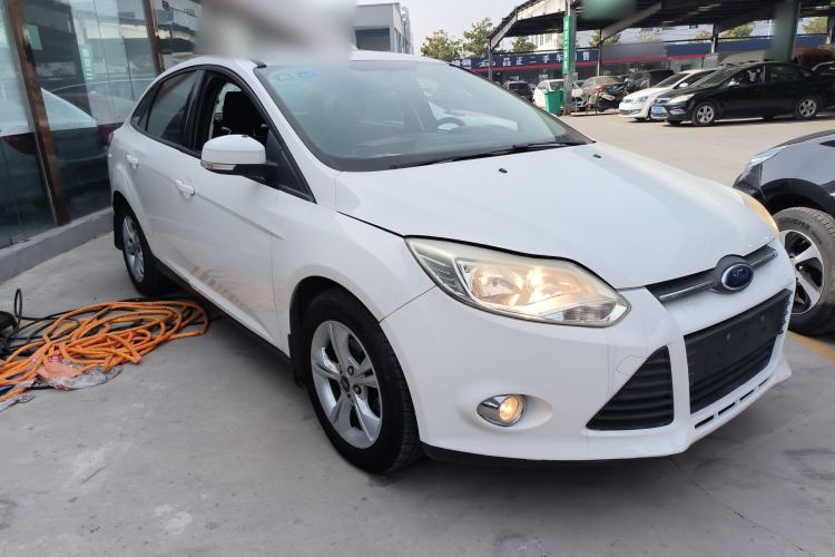 Used Ford Focus 2012 Sedan 1.6L Automatic Fashion Edition Front Right 45 Deg
