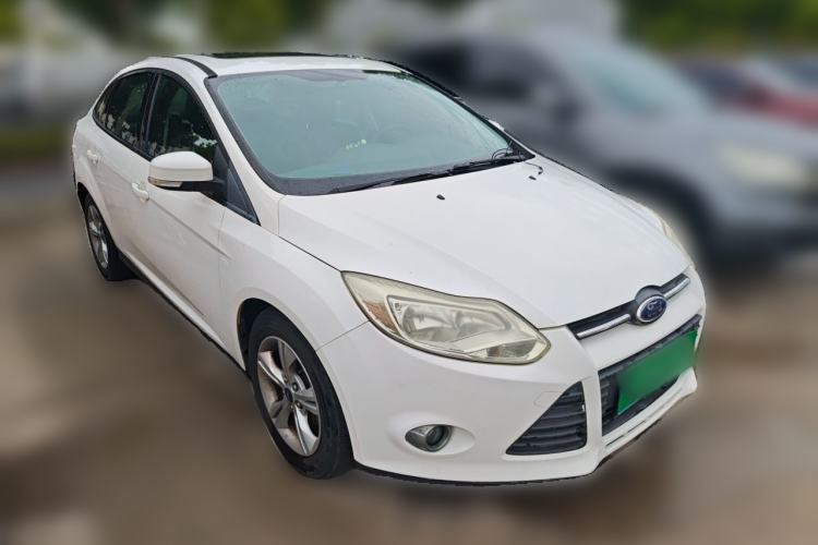Used Ford Focus 2012 Sedan 1.6L Manual Fashion Edition Front Right 45 Deg