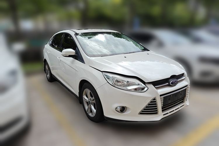 Used Ford Focus 2012 Sedan 1.6L Automatic Fashion Edition Front Right 45 Deg