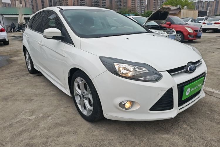 Used Ford Focus 2012 Hatchback 2.0L Automatic Luxury Sport Model Front Right 45 Deg