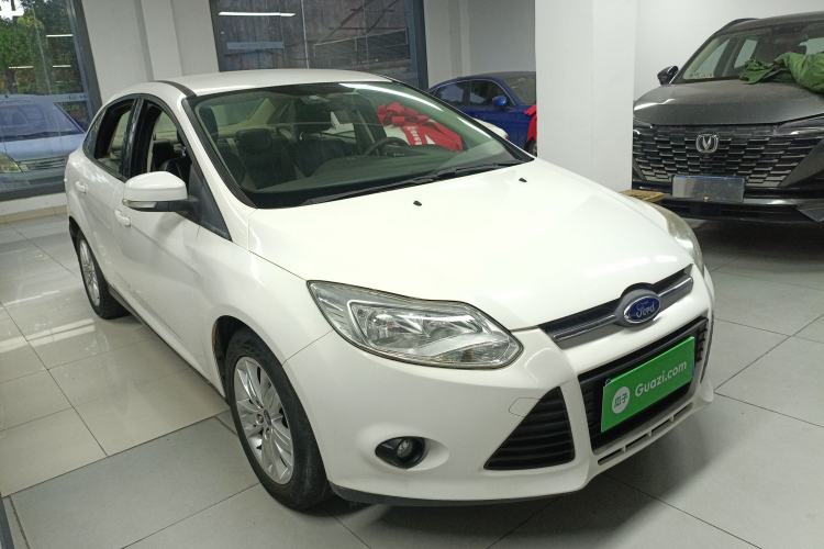 Used Ford Focus 2012 Sedan 1.6L Automatic Comfort Model Front Right 45 Deg
